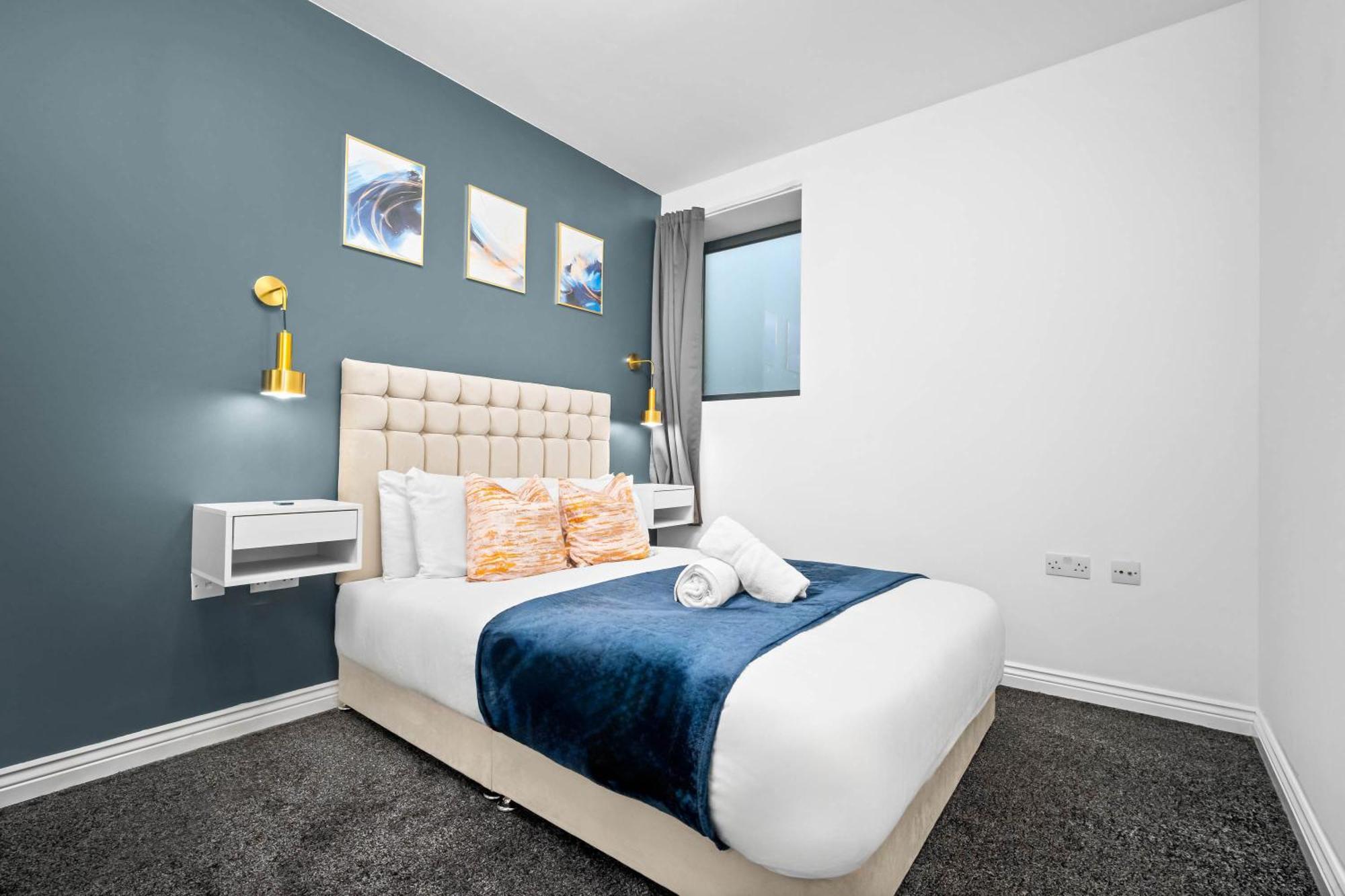 Luxury Two Bedroom - Ceentre - Balcony - Jq - Netflix & Wifi - 11b Apartamento