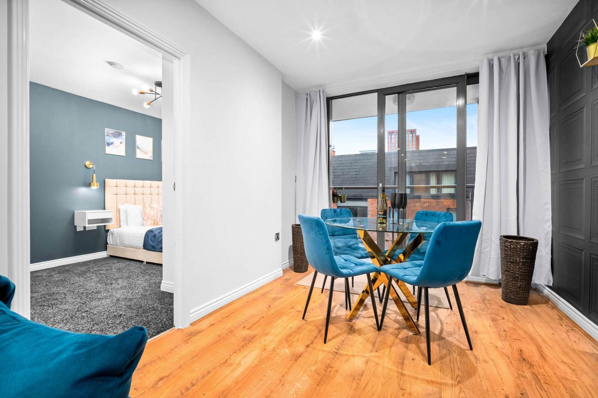 Luxury Two Bedroom - Ceentre - Balcony - Jq - Netflix & Wifi - 11b Apartamento *